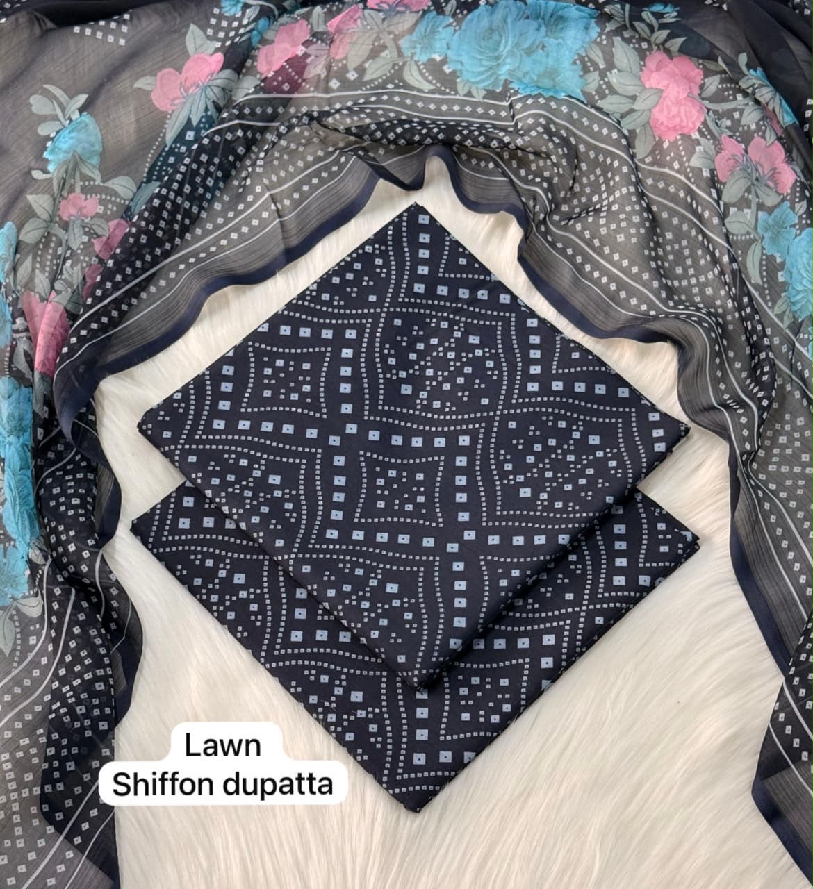 Lawn 3PC β Chiffon Dupatta β D-101